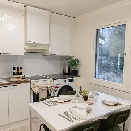 Aurora House Near Santa Claus * ロヴァニエミ