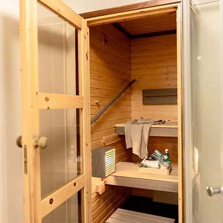 Aurora House Near Santa Claus * ロヴァニエミ