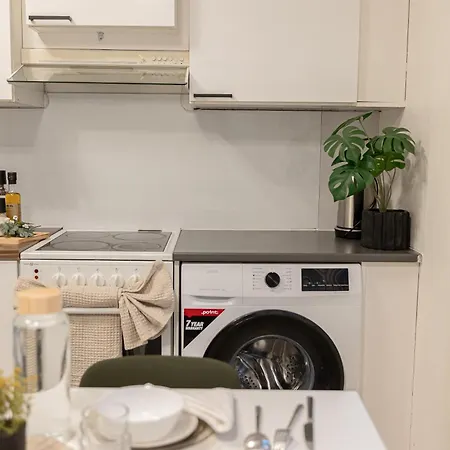 Aurora House Near Santa Claus アパート